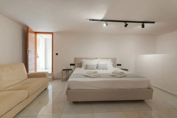 Ami Manoir Villa