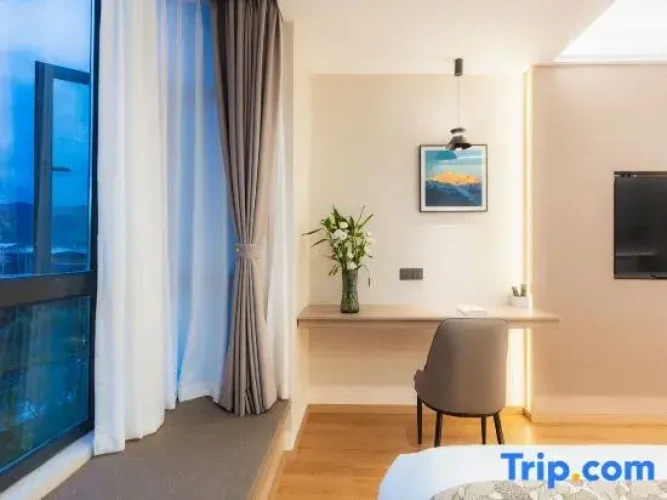 Triple Suite
