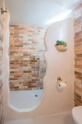 Starlight Luxury Seaside Villa & Suites