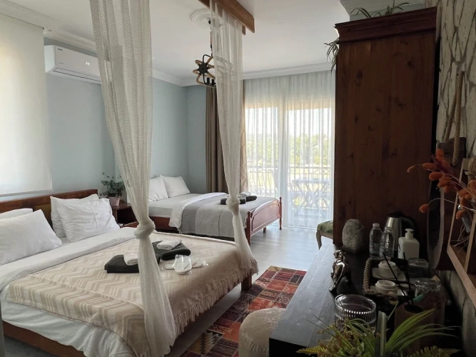 Grand room