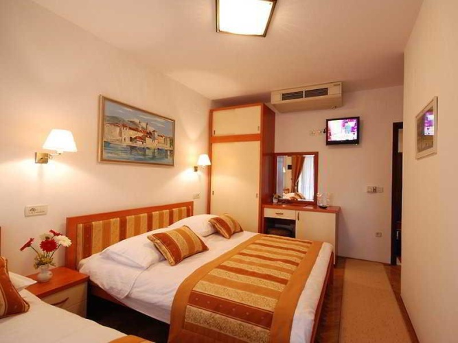Standard Single room with balcony