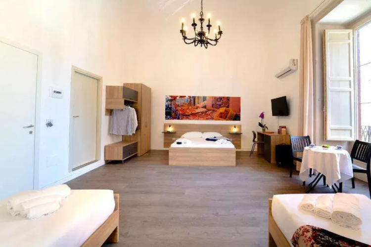 Ballarò Hotel