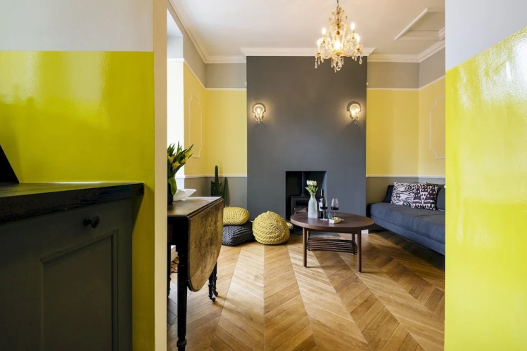 Stylish Hyde Park Gem