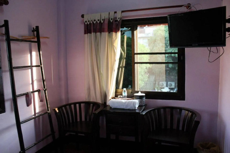 Chita Coffee & Guesthouse