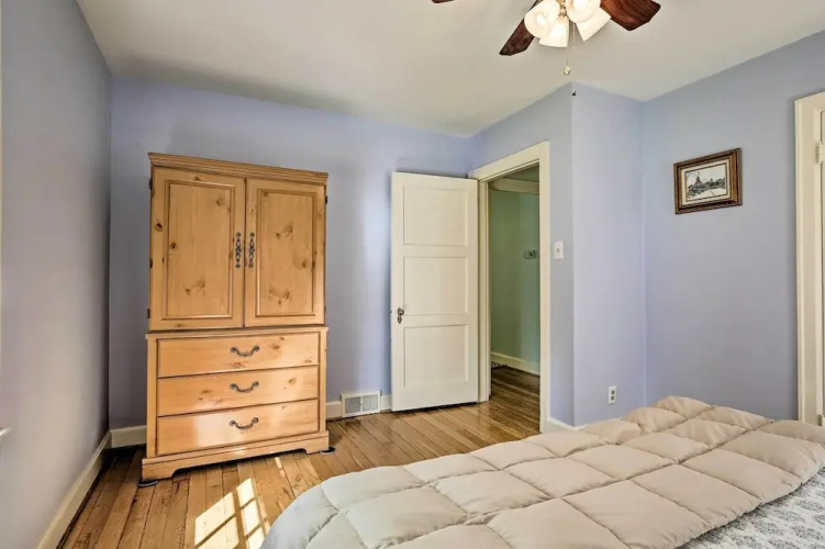 Lexington Getaway w/ Backyard Deck < 2 Mi to UK!