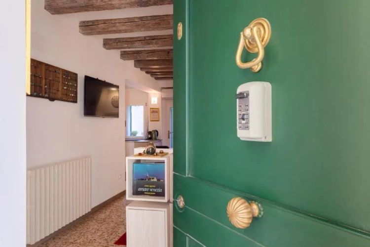 Superior Apartment
