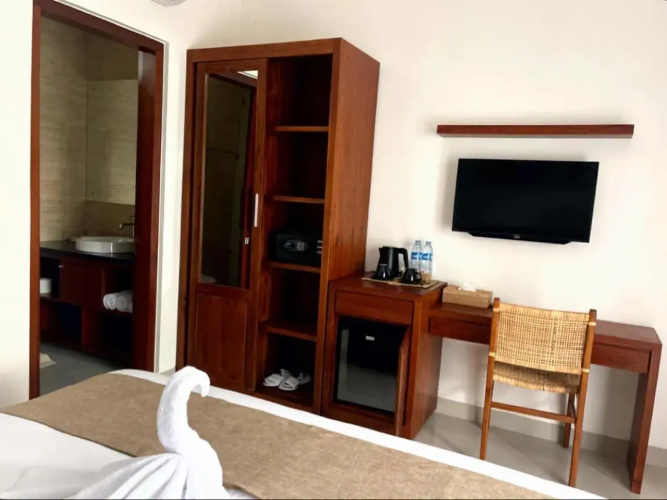 Kayu Sugih Guest House