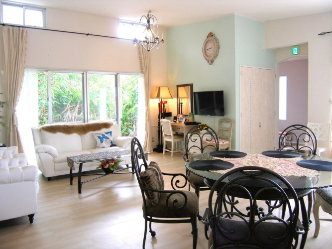 Rose Terrace Bise