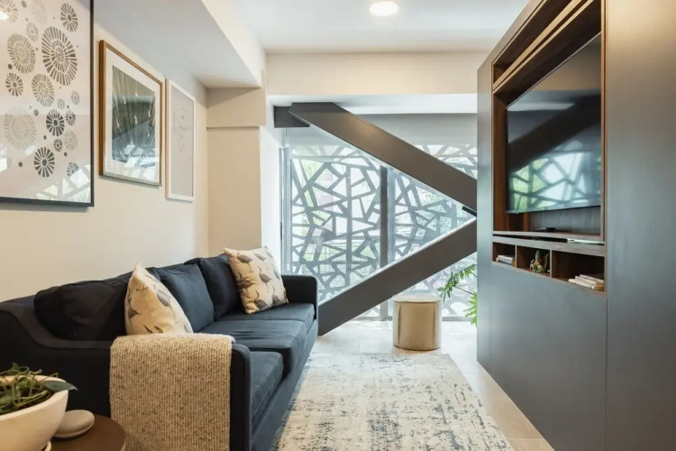 Casai Roma 2 BR Modern Flat
