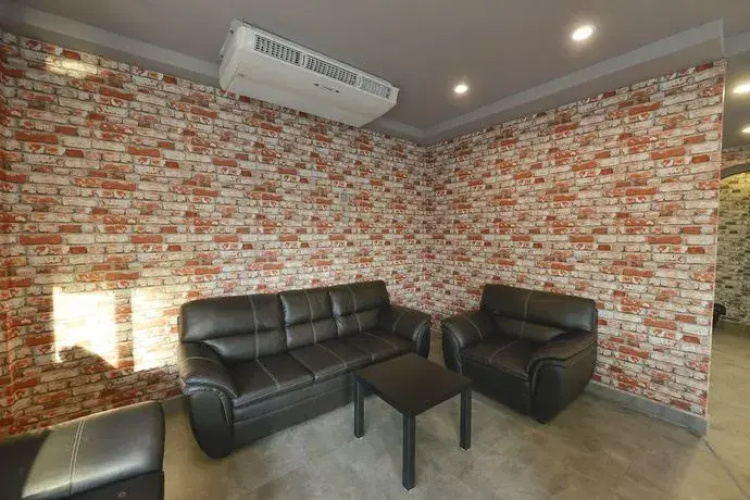 Livit70\'s hotel and hostel