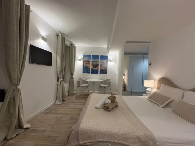 Charming Studio - AC- 2p-saint-tropez
