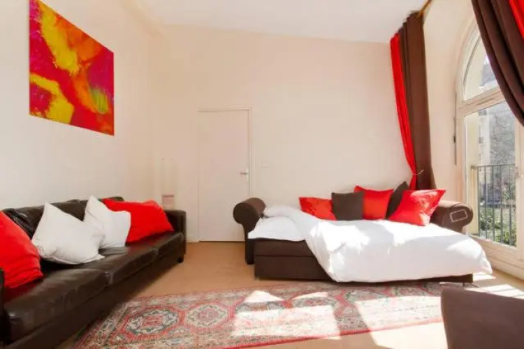 52 Clichy