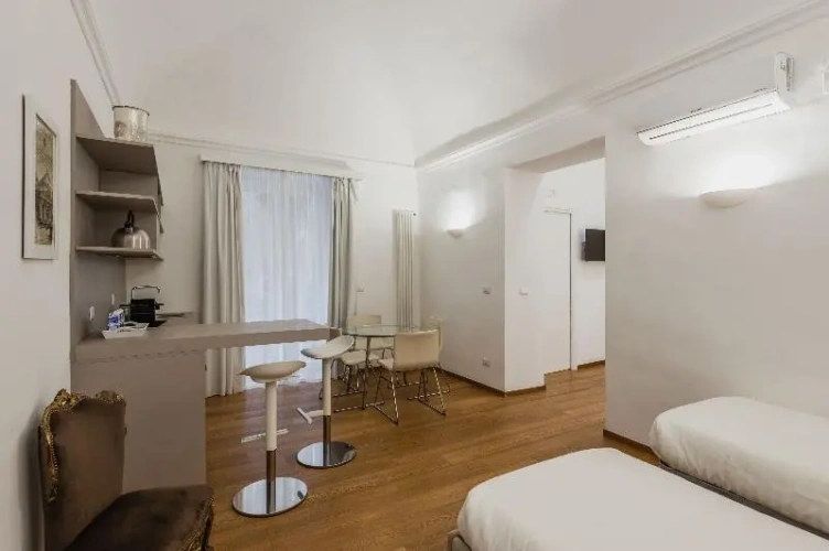 Deluxe Apartment with balcony
