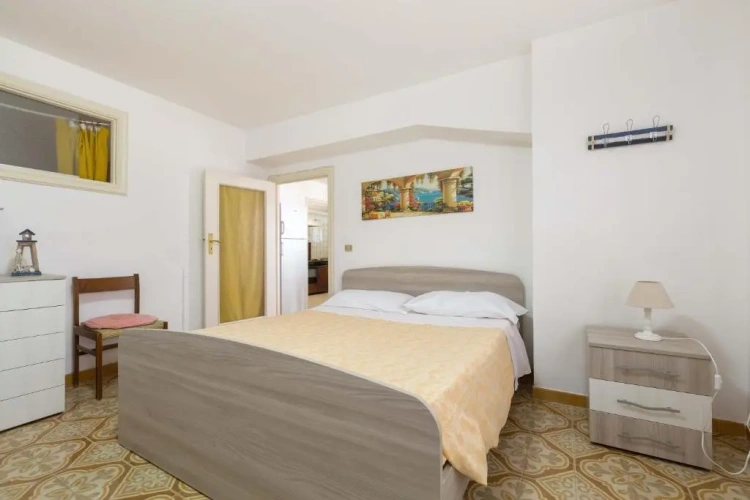 2 Bedrooms Cottage