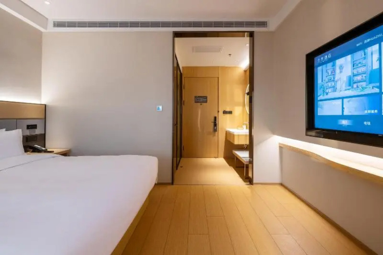 Ji Hotel Shanghai Lujiazui Minsheng Road