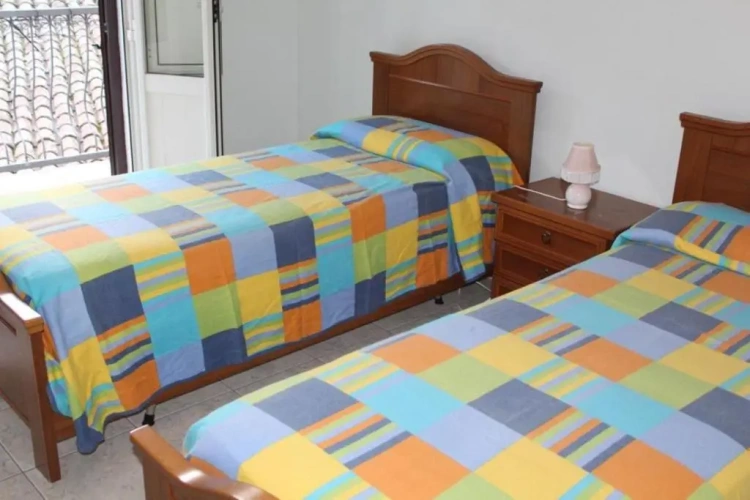 3 Bedrooms Cottage