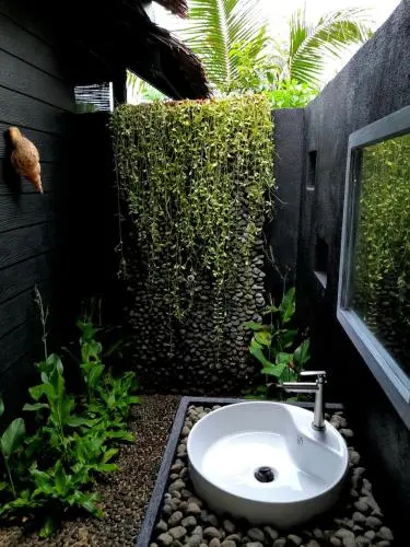 Cliff Garden