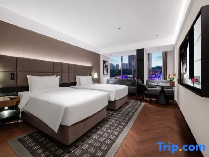 Standard Twin room with garden view