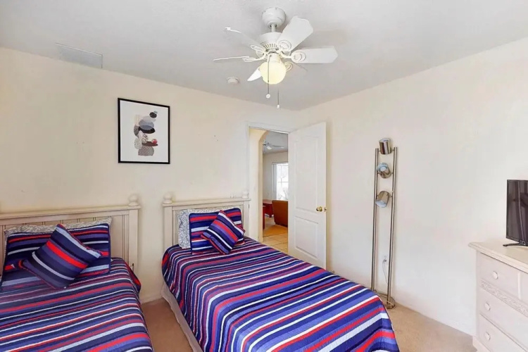 4 BR Champions Gate Sleeps 10