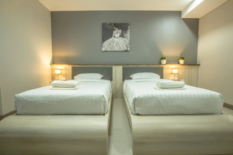 Central Place Serviced Apartment