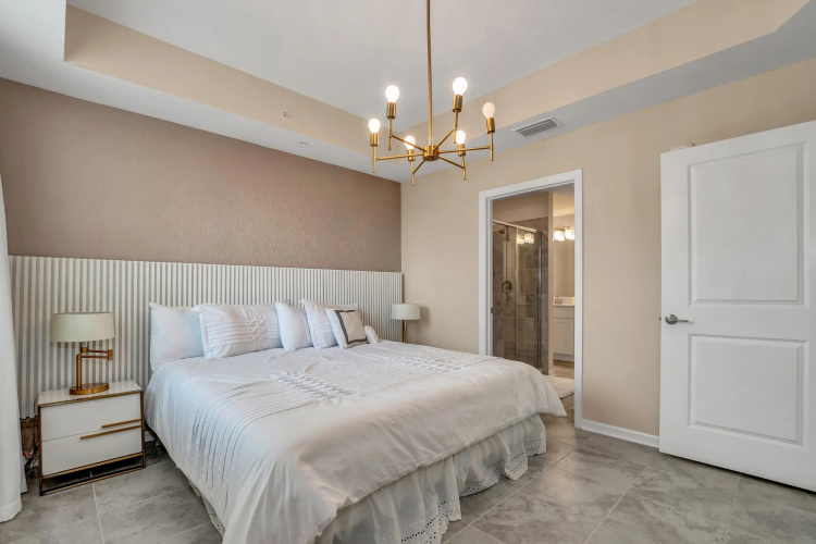 3180PARAUNIT101, Kissimmee, US