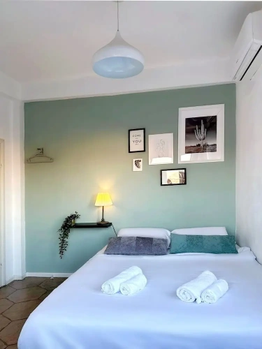 2 Bedrooms Suite with balcony and with sea view