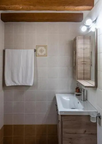 Mantelena