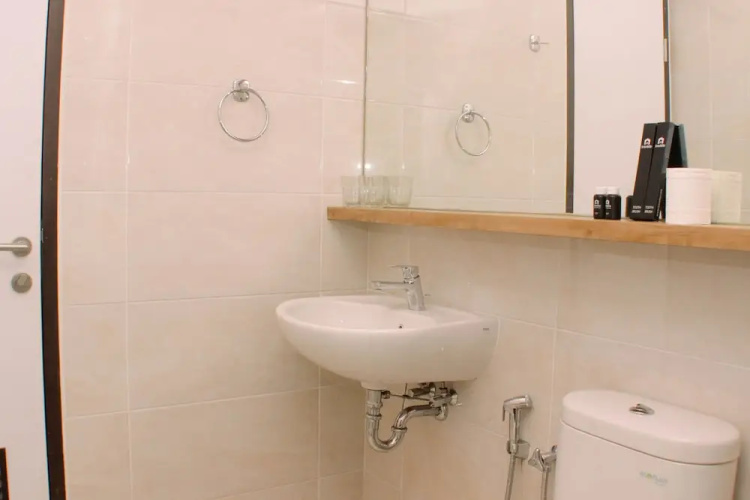Stunning And Comfortable 1Br Apartment Mustika Golf Residence