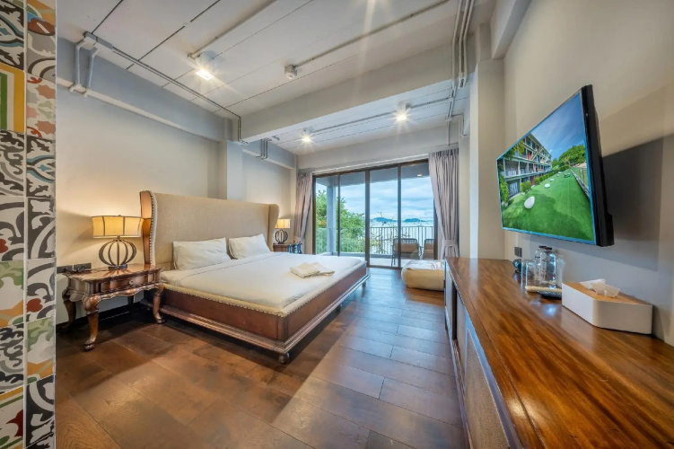 Arch39 Phuket Beach Front
