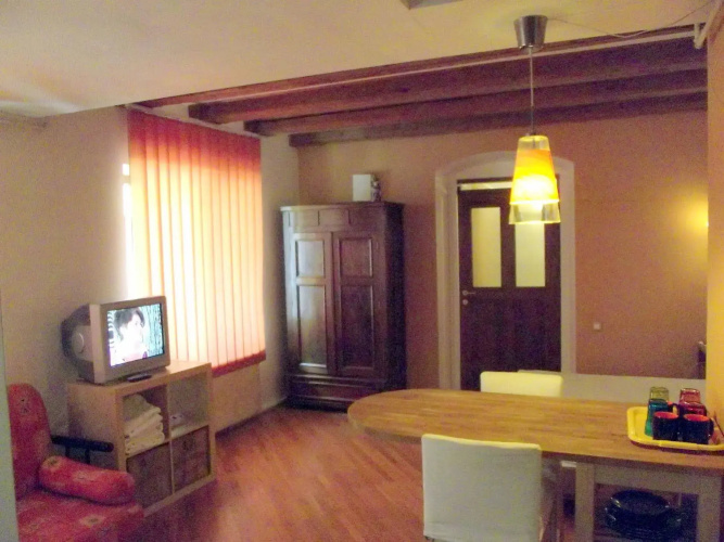 Main Square Apartments & More