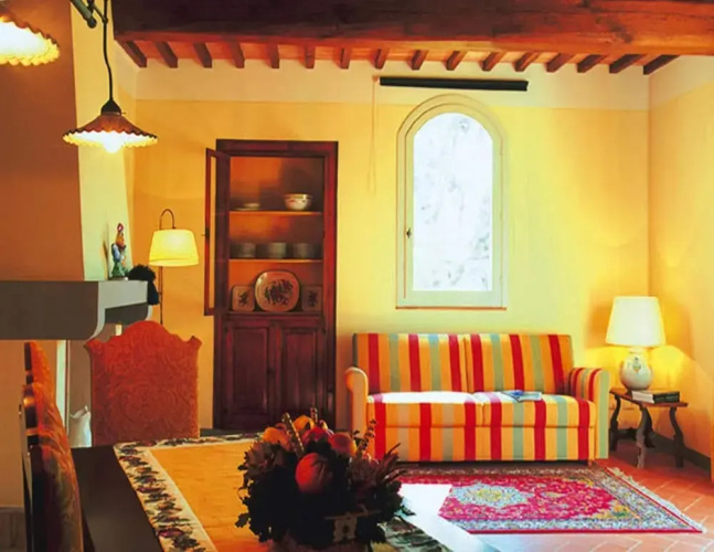 Apartment in Tuscany With Golf & Pools