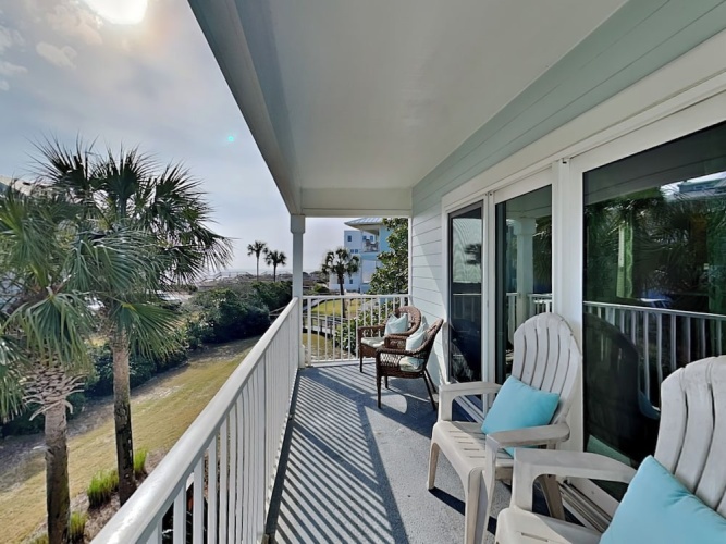 3 Bedrooms Standard room with balcony