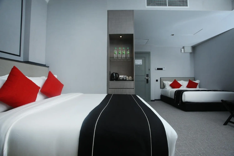 Deluxe Family room