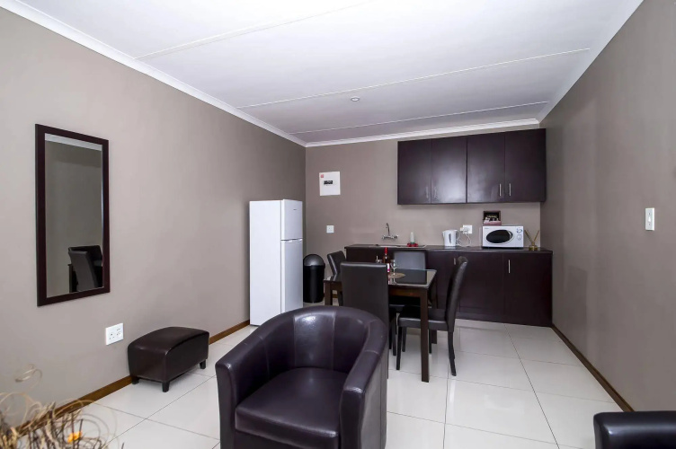 Kleinplasie Guesthouse