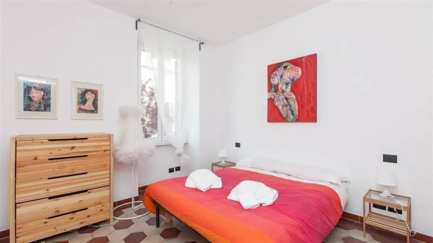 Bodoni Apartment