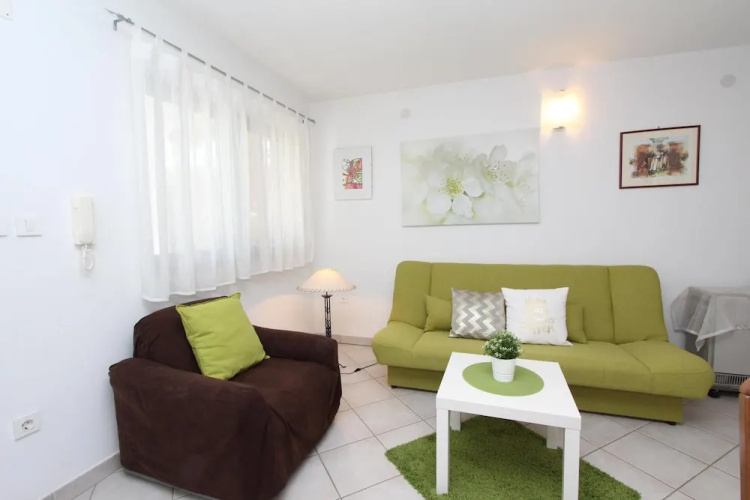 Apartment Irena