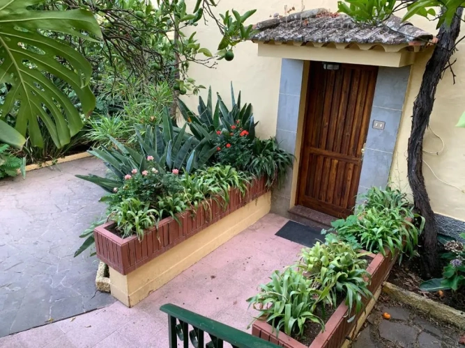 2 Bedrooms Single Cottage