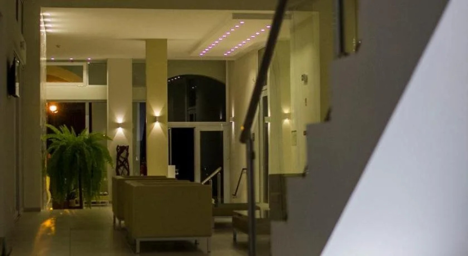 Tiduca Hotel