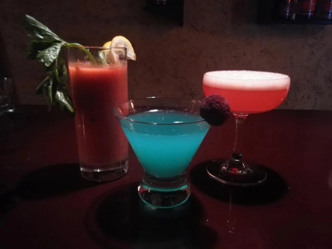 720 Bar Inn