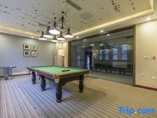 Xuefu Jiayuan Hotel