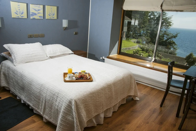 Hotel Puerto Pilar