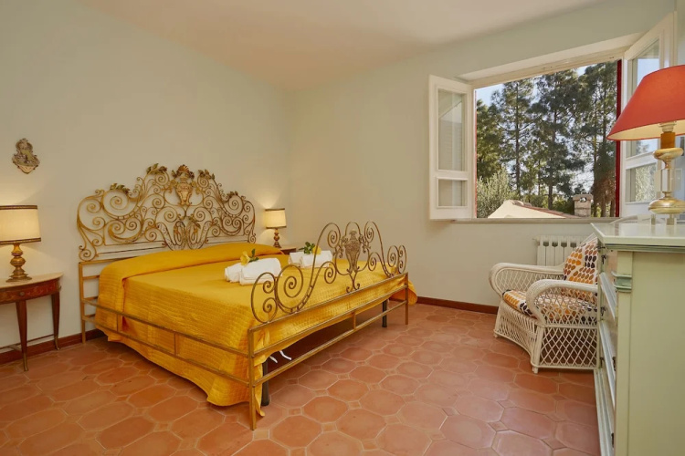 Villa Del Carrubo