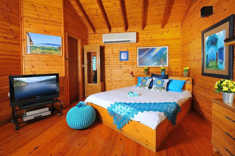 The Golan Cabin
