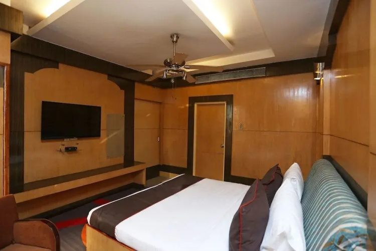 Hotel Triple C by OYO Rooms