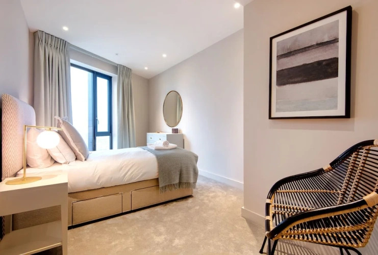 3 Bedrooms Apartment