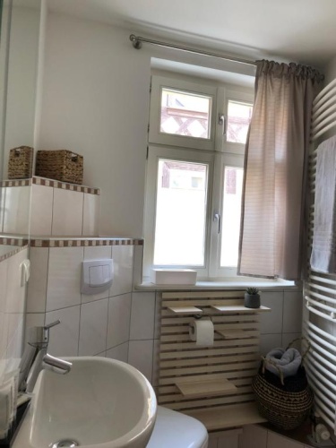 2 Bedrooms Cottage