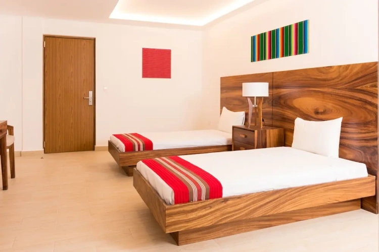 Standard Sextuple room