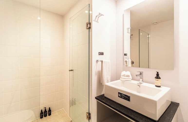 1 Bedroom Superior Apartment