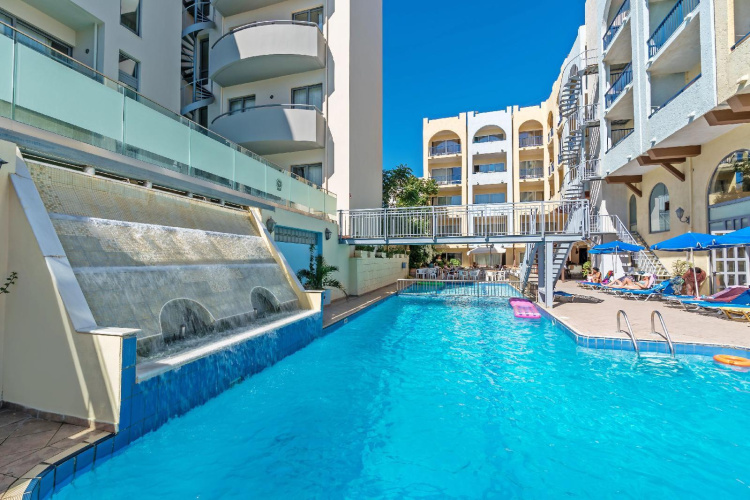 Ostria Apartments
