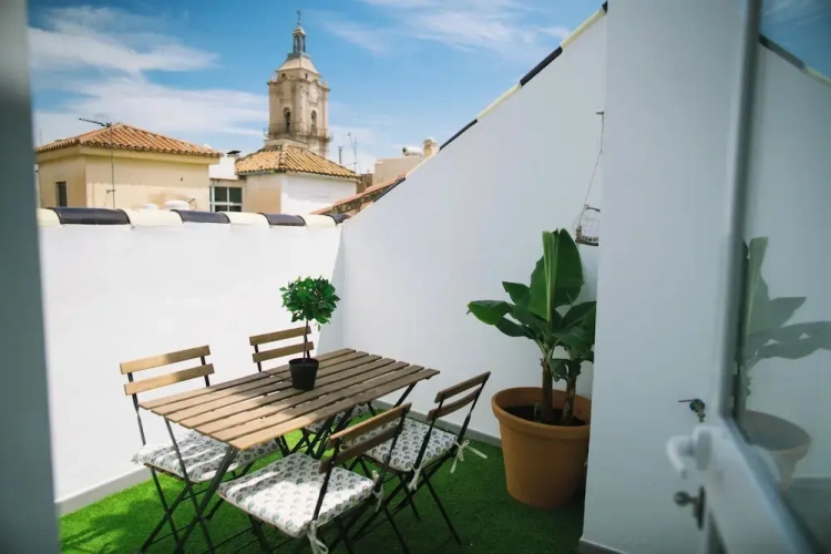 Deluxe Duplex room with balcony and with city view
